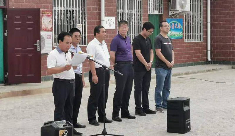 寧夏回族自治區(qū)吳忠市同心縣農(nóng)業(yè)局展會，愛麗潔農(nóng)村廁所改造產(chǎn)品備受歡迎！